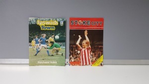 2 X MANCHESTER UNITED AWAY PROGRAMMES FROM THE 1980 SEASON TO INCLUDE - MANCHESTER UNITED VS IPSWICH TOWN, STOKE CITY IN VERY GOOD CONDITION