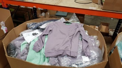 FULL PALLET BOX OF BRAND NEW LADIES & GENTS CLOTHING BY BOOHOO, DOROTHY PERKINS, PEACOCKS, TOPSHOP IE. CARDIGANS, JUMPERS, TOPS, JOGGERS ETC.
