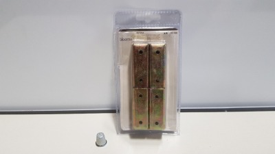 1620 X BRAND NEW METAL FIXING PARTS 22M SET OF 4 GALV ON A FULL PALLET