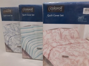 25 X BRAND NEW COLOROLL QUILT COVER SETS IN VARIOUS DESIGNS IE; BLUE FLORAL, PINK FLORAL, PINK AND BLUE STRIPPED AND BROWN AND CREAM STRIPPED BEDDING SETS - ALL SIZE KING ALL INCLUDE 2 PILLOWCASE