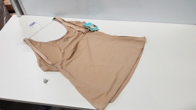24 X BRAND NEW SPANX NUDE SIZE 2X OPEN BUST CAMI RRP $30.00
