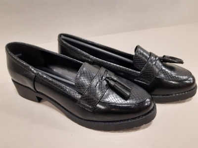 12 X BRAND NEW DOROTHY PERKINS WIDE FIT BLACK HEAL SHOES IN SIZE UK 7