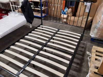 1 X IDA KING SIZE BED IN BLACK