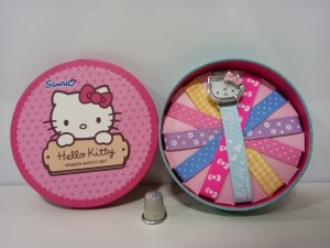 20 X HELLO KITTY WATCHES IN HELLO KITTY BOXES WITH 5 WATCH STRAPS