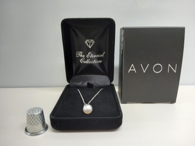 62 X BRAND NEW AVON AUBRIELLE DIAMOND & PEARL NECKLACE