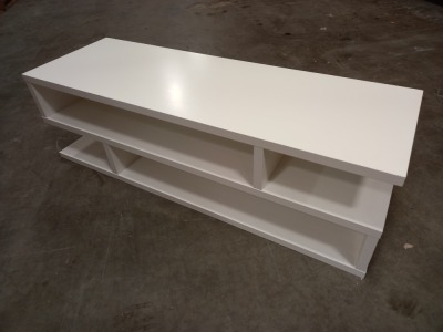 1 X BRAND NEW TERRANCE CONRAN BALANCED WHITE COFFEE TABLE (PLEASE NOTE SAMPLE PIECE)