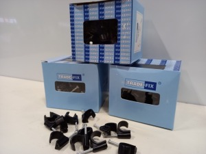 APPROX 42,000 (TRADE FIX) INDIVIDUAL BLACK CABLE CLIPS - CONTAINED IN 7 BOXES - SIZE - 14MM ROUND BLACK MASONRY CLIP