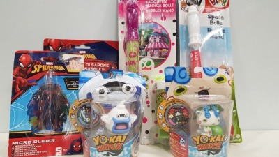 LARGE QUANTITY OF ASSORTED TOY LOT CONTAINING YO-KAI WATCHES, MARVEL BUBBLE WANDS, DISNEY BUBBLE WANDS, SPIDERMAN MICRO GLIDER ETC - IN 6 TRAYS