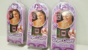 300 X BRAND NEW GIRL TECH SUGAR CUBES DIGITAL CHARMS IN BLISTER PACKS - 2 CARTONS