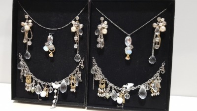 70 X COSMETIC JEWELLERY SETS IN GIFT BOXES COMPRISING NECKLACE, PENDANT, PAIR OF EARRINGS & A BRACELET / ANKLET - 2 CARTONS