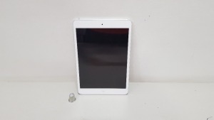 APPLE IPAD MINI TABLET 16GB STORAGE - WITH CHARGER