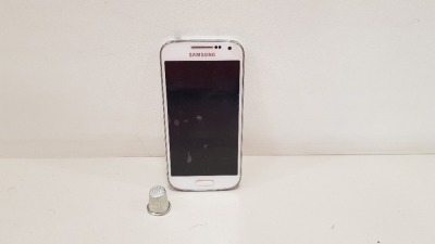 SAMSUNG S4 MINI SMARTPHONE 8GB STORAGE - WITH CHARGER