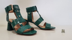 12 X BRAND NEW TOPSHOP GREEN DYLAN HEELED SHOE UK SIZE 3 AND 5 RRP £32.00