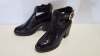 14 X BRAND NEW PAIRS OF TOPSHOP WOMEN'S BLACK BIANCA ANKLE BOOTS - UK SIZE 7 - RRP £36.00 EACH TOTAL £504 - IN 2 BOXES