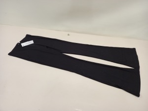 22 X BRAND NEW TOPSHOP BLACK PANTS - 17 X BRAND NEW PANTS UK SIZE 8 AND 5 X BRAND NEW PANTS UK SIZE 6 RRP £20.00 (TOTAL RRP £440.00)