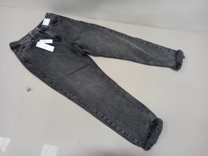 15 X BRAND NEW TOPSHOP MOM HIGH WAISTED TAPERED LEG JEANS UK SIZE 12 RRP £42.00 (TOTAL RRP £630.00)