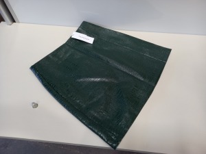 20 X BRAND NEW TOPSHOP GREEN SNAKE PRINT SKIRT UK SIZE 8 RRP £25.00 (TOTAL RRP £500.00)