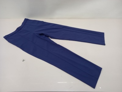 30 X BRAND NEW M&S NAVY PANTS IN UK SIZES 10 AND 12