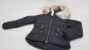 5 X BRAND NEW TOPSHOP FUR HOODED JACKETS - 3 X UK SIZE 4 JACKETS RRP £65.99 AND 2 X UK SIZE 10 JACKETS RRP £69.00 (TOTAL RRP £335.97)