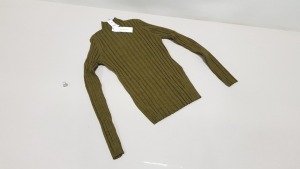 25 X BRAND NEW TOPSHOP GREEN LIGHT JUMPER SIZE MEDIUM RRP £22.00 (TOTAL RRP £550.00)