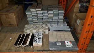 MIXED LOT OF BORDER TILES IN VARIOUS STYLES/COLOURS