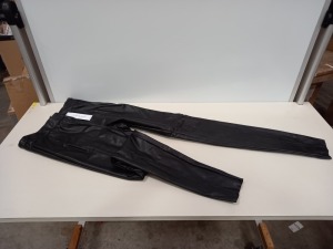 10 X BRAND NEW TOPSHOP BLACK LEATHER LOOK PANTS UK SIZE 10 RRP £36.00 (TOTAL RRP £360.00)