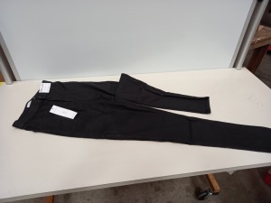 15 X BRAND NEW TOPSHOP JONI BLACK JEANS UK SIZE 8 RRP £40.00 (TOTAL RRP £600.00)