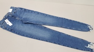 12 X BRAND NEW TOPSHOP JAMIE DENIM JEANS UK SIZE 10 RRP £42.00 (TOTAL RRP £504.00)