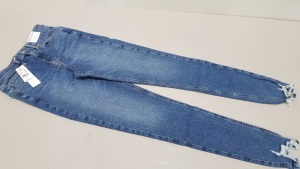 12 X BRAND NEW TOPSHOP JAMIE DENIM JEANS UK SIZE 10 RRP £42.00 (TOTAL RRP £504.00)