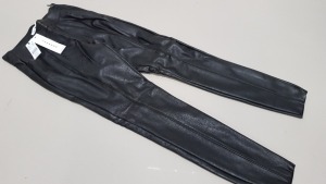 15 X BRAND NEW TOPSHOP BLACK LEATHER STYLED PANTS UK SIZE 4 RRP £36.00 (TOTAL RRP £540.00)
