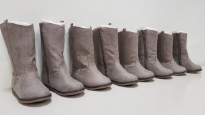 24 X BRAND NEW THE CHILDRENS PLACE BOOTS IN COLOUR TAUPE (3 OF EACH SIZE 4/5/6/7/8/9/10/11 IN 3 BOXES TOTAL RRP TOTAL RRP $958.00