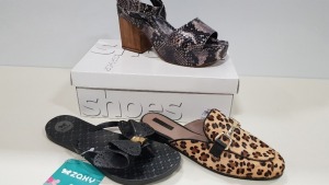 15 X BRAND NEW TOPSHOP SHOES IE TIDAL WHITE SHOES, ZAXY SANDALS AND VOILET SNAKE STYLED WEDGES ETC