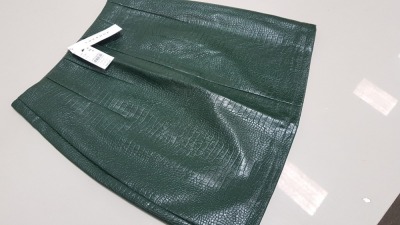 20 X BRAND NEW TOPSHOP SNAKE STYLED SKIRTS UK SIZE 8 RRP £25.00 (TOTAL RRP £500.00)