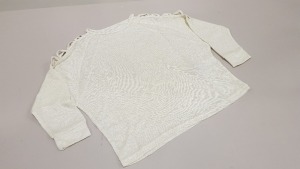 110 X BRAND NEW AVON METALLIC KNIT TOPS IN VARIOUS SIZES