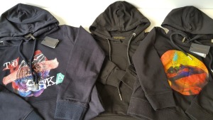 15 X BRAND NEW VINCENTIUS BLACK DESIGN CHILDRENS HOODIES IN ASST SIZES RRP £49 PP TOTAL £735