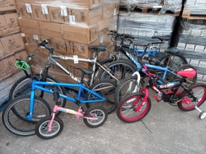 5 X VARIOUS BIKES IE MONGOOSE MOUNTAIN BIKE, BLUE BMX, KIDS EASYGLIDER, HUFFY REBEL WITH STABELISERS, ZINC MOUNTAIN BIKE AND A PIRAHNA BIKE