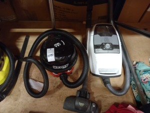 2 X HOOVERS TO INCLUDE - 1 X HENRY 160 & A MIELLE BLIZZARD CX1