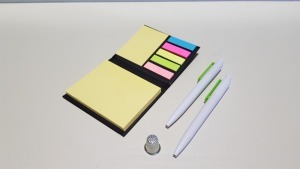 2000 X BRAND NEW BLACK INK GREEN AND WHITE PENS AND 104 X BRAND NEW POST IT STYLED BOOKLETS