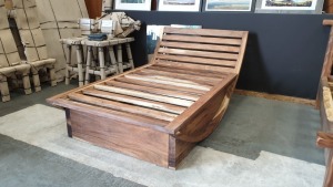 BRAND NEW SOLID SUAR WOODEN LUNA BED 190 X 135cm RRP £950