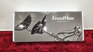 BRAND NEW FREEDMAN BLACK OFFICE SWIVEL CHAIR IN 1 BOXED - RRP £990