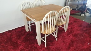 5 PC HARROGATE 2 TONE (NATURAL / CREAM) DINING SET COMPRISING EXTENDABLE DINING TABLE WITH 4 X