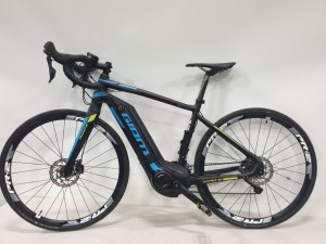 GIANT ROAD E+1 E-BIKE 2017 MODEL, SIZE MEDIUM (19), SHIMANO FRONT & REAR HYDR DISK BRAKES,SHIMANO ULTEGRA REAR DERAILLEUR, SHIMANO 105 FRONT DERAILLEUR, GIANT PR 2 DISK WHEELS WITH SCHWALBE DURANO PERF LINE TYRES, 500Hh BATTERY, GIANT SYNC-DRIVE C EVOLUTI