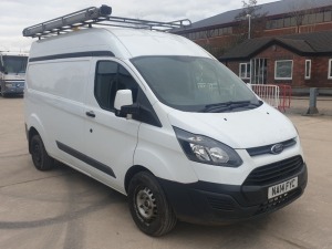 WHITE FORD TRANSIT CUSTOM 330 ECO-TE. (DIESEL) Reg: NA14FYC Mileage: 140248 Details: WITH V5, SIDE DOOR, ROOF RACK, ENGINE MANAGEMENT LIGHT ON, HANDS FREE/BLUETOOTH, USB CHARGER, 3 SEATS IN CAB, CRACKED FRONT WINDSCREEN, TOW BAR, DAMAGE TO FRONT BONNET, I
