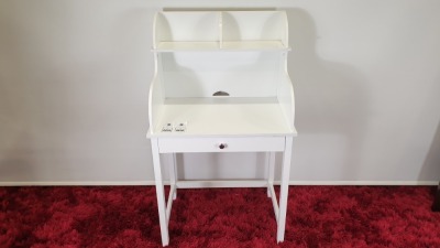 4 X WHITE DRESSING / COMPUTER TABLES - BRAND NEW AND BOXED