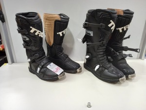 2 X PAIRS OF BRAND NEW (HEIN-GERICKE) TAUREG INDUSTRIAL ENGINEERED 2006 TRG MOTOR BIKE BOOTS - SIZES - EUR 45 & 42 *NOTE BOOTS ARE UN-BOXED