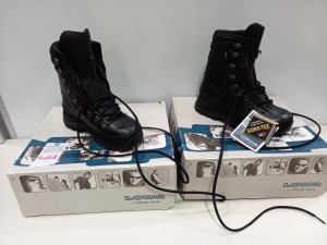 2 X PAIRS OF BRAND NEW BOXED (LOWA) GORE - TEX OUTDOOR/SKI/COMBAT BOOTS SIZE - UK 3.5