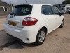 WHITE TOYOTA AURIS HYBRID T4 CVT. Reg : ML11FBJ, Mileage : 109,776 Details: FIRST REGISTERED 21/6/2011, 2 KEYS, MOT 1 MARCH 2022, CLIMATE CONTROL, WITH V5, 1797CC - 2