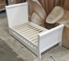 BRAND NEW MOTHERCARE HIGH GLOSS WHITE SLEIGH COT BED WITH STORAGE DRAWER - (KB488) - RRP £299 - IN 2 - 2