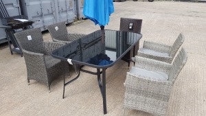 1 X BRAND NEW BOXED ROYALCRAFT QUALITY GARDEN FURNITURE RECTANGULAR GLASS TOP TABLE (150X90CM) ONLY - IN ONE BOX