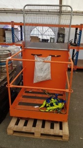 1 X FORKLIFT LIFTING CAGE (MODEL IAP-6) (SERIAL NO. 137562) WITH 250KG RATED CAPACITY.